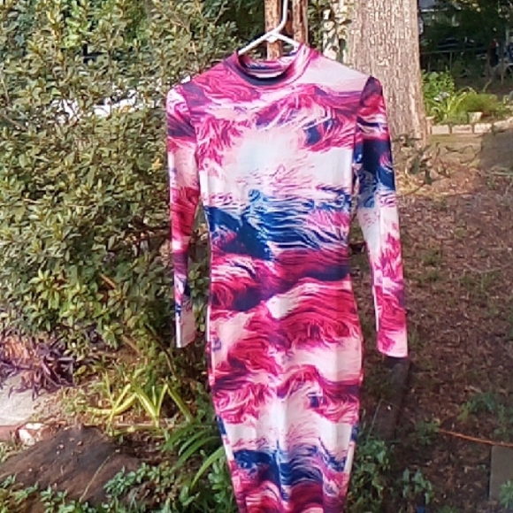 Elegant Pink and Blue Women's Dress - Picture 1 of 2